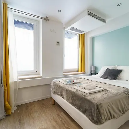 Appartamento Parisian Flat With Sauna Parigi