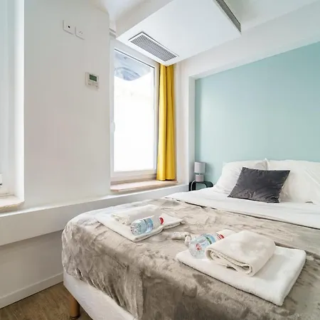 Parisian Flat With Sauna Appartamento *